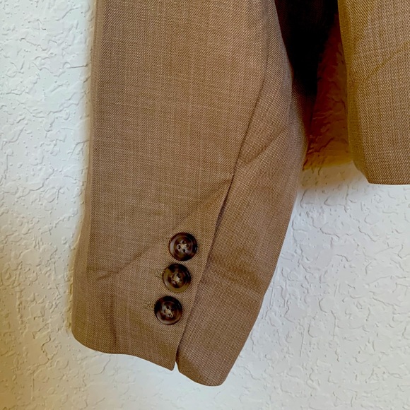 NWT Express Khaki Long Sleeve Blazer with accented buttons. Size small. - Picture 5 of 6